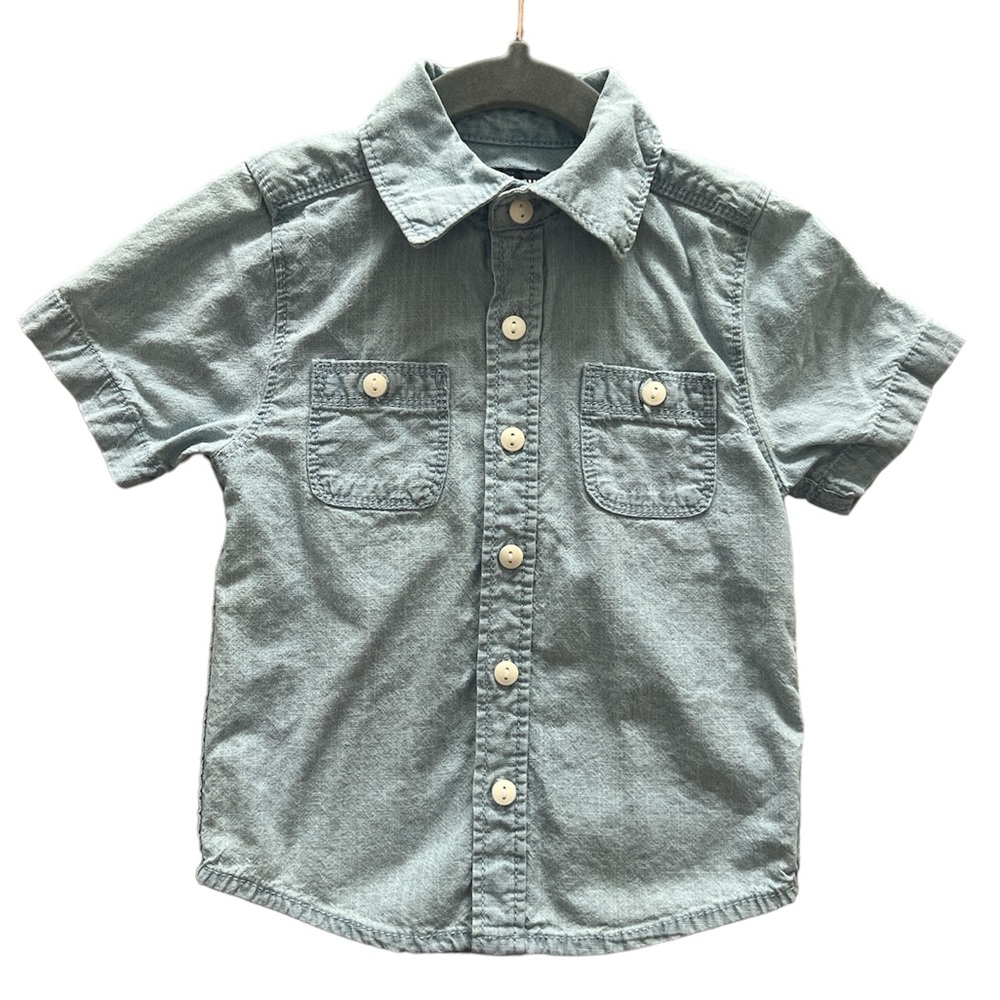 Oshkosh B’gosh Baby Boy Blue Chambray Button Down Dress Shirt Size 24 Months